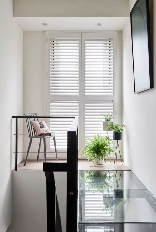 20年老房蜕变记 165㎡客餐厨全开放，旋转电视与透明廊桥的家居新体验